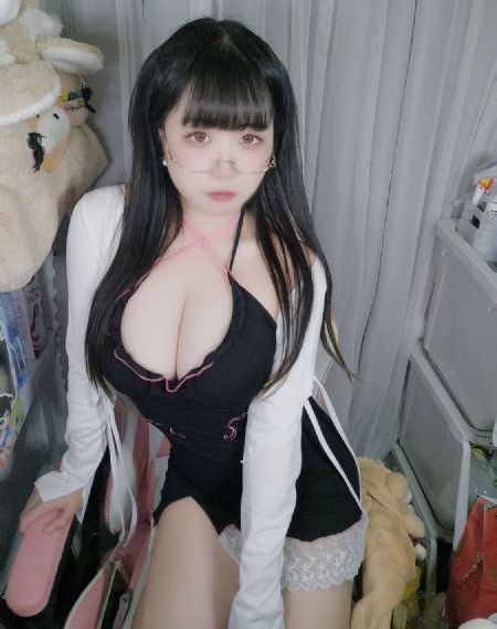 粉嫩白浆在线看_720免费在线观看