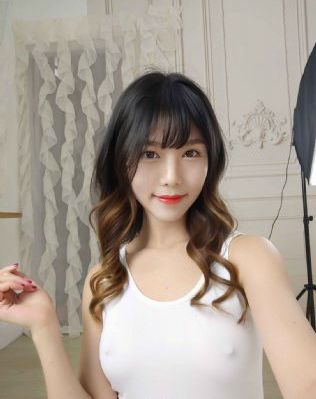 双乳被老汉揉搓玩弄a毛片_HD免费播放