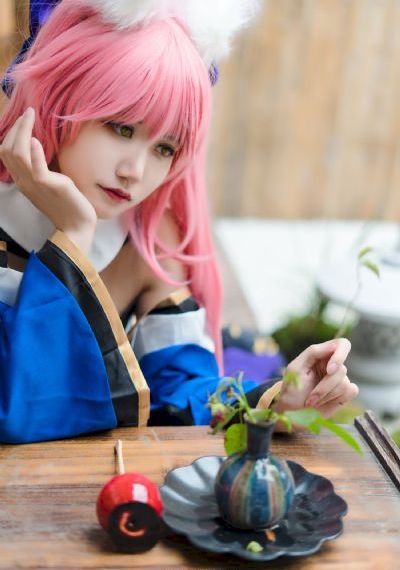 18性欧美_免费观看字幕