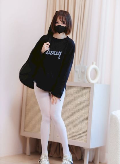 欧美精品日韩少妇_高清完整视频