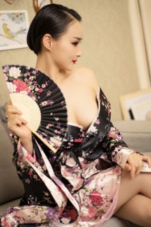 激情五月婷婷色_720高清完整版