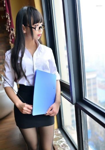 欧美精品1卡二卡三卡四卡_最新国语全集在线