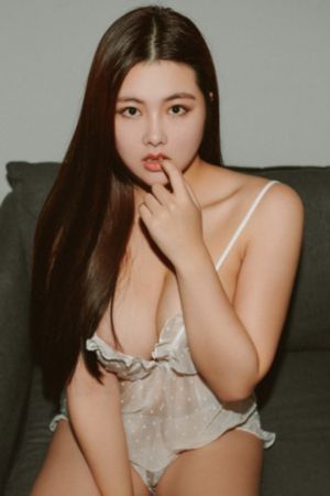 少妇高潮喷水久久久影院_4K电影完整版