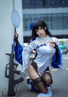 青青草国产精品人人爱_全集无删减版高清免费观看